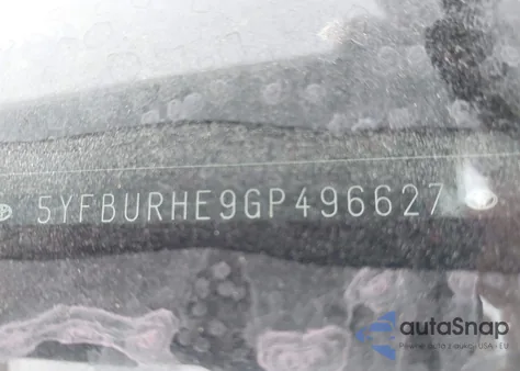 2016 Toyota Corolla S Plus z USA, uszkodzony, nr VIN 5YFBURHE9GP496627